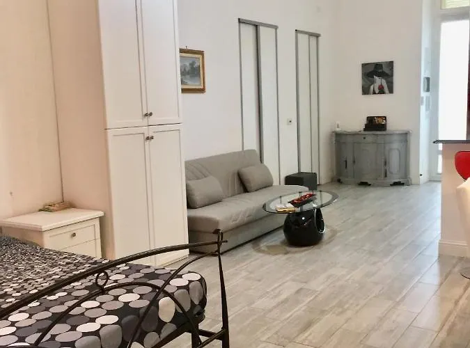 شقة Maison Dora 10