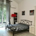 Maison Dora 10 *