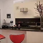 Maison Dora 10 דירה