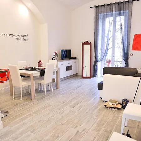 Apartament Maison Dora 10 *